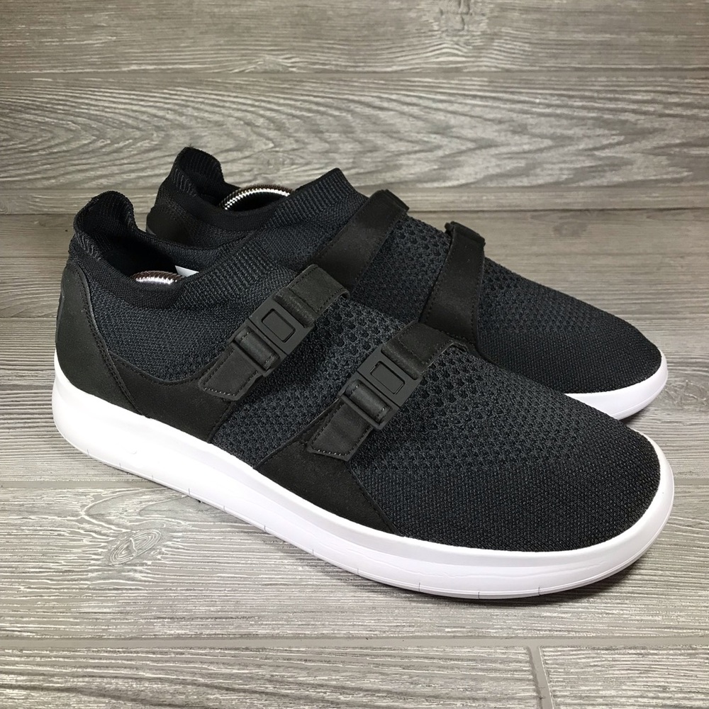 NEW Nike Sock Racer - Size 12